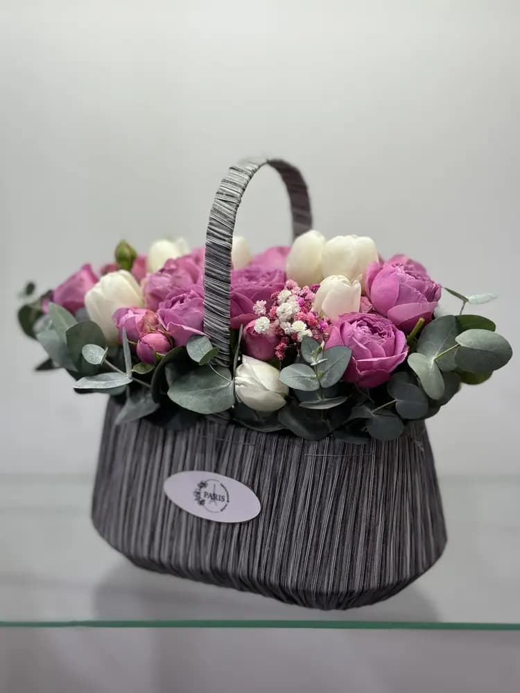 Пионовидные розы в кашпо –купить в Сочи