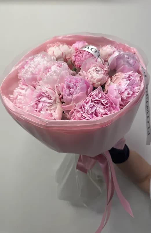 Розовые пионы – Букеты с доставкой в Сочи